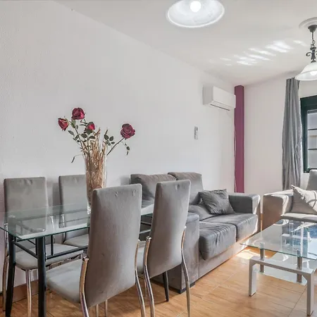 Piso A 50 Metros De La Playa Apartamento *